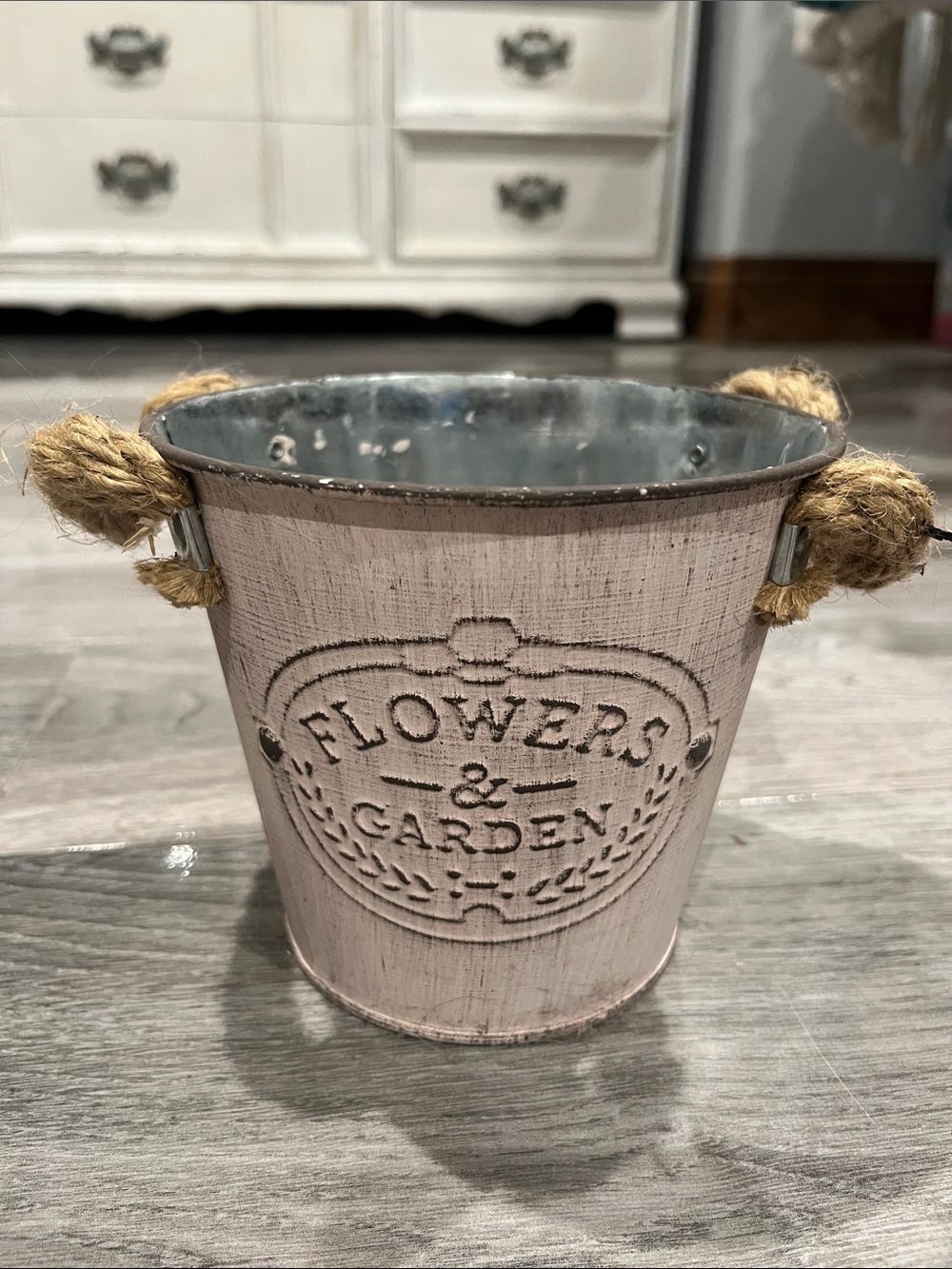 Rustic Pink Metal Planter with Rope Handles